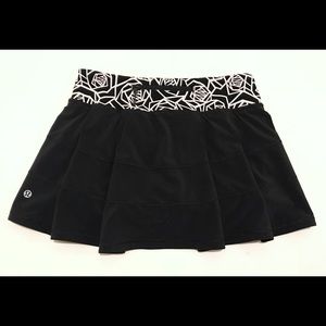 Lululemon Pace Rival Skirt size 4 READ